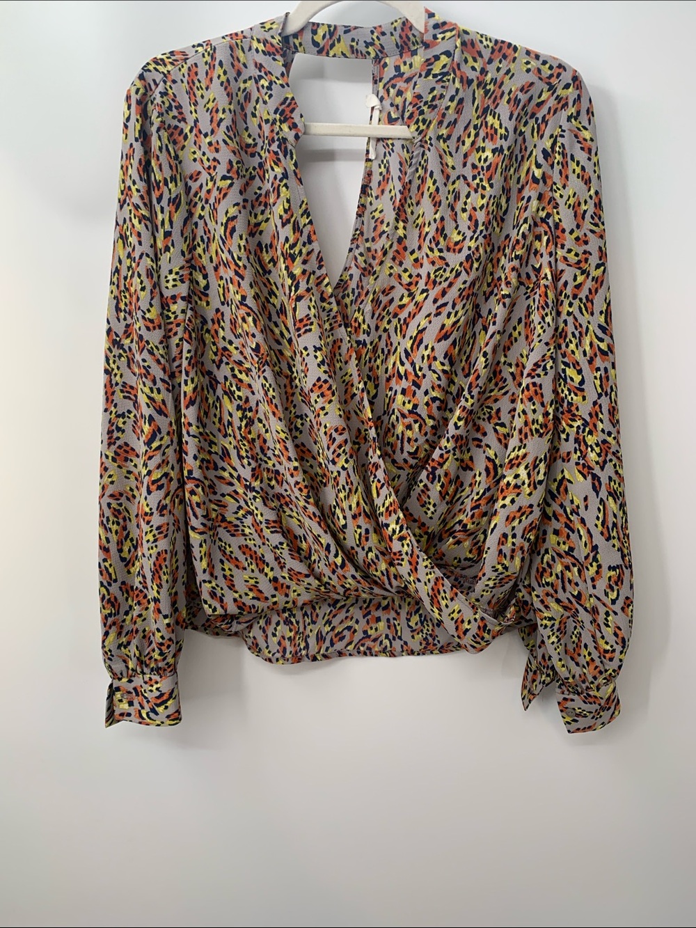 Lush Women's Multicolor Abstract Print Long Sleeve Blouse Gray Orange Yellow L